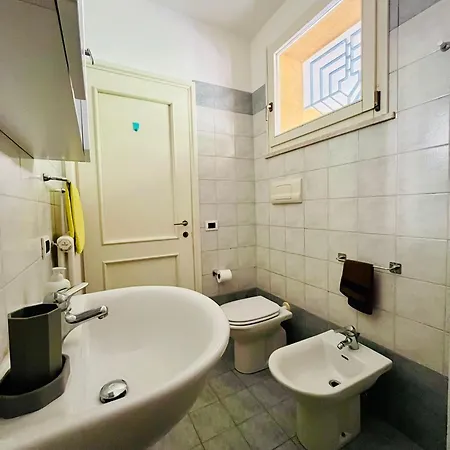 Silenzioso E Riservato * Riccione